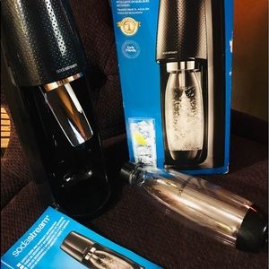 SOLD!!!! Soda stream fizzi